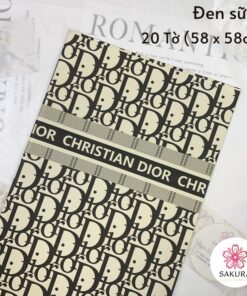 giấy gói hoa in chữ DIOR đen