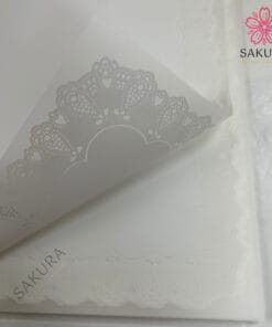 Giấy Gói Hoa Họa Tiết Ren Vuông trắng