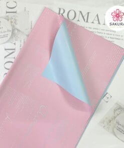 Giấy Gói Hoa Hai Mặt Chữ Tiếng Anh 58x58cm 6 Giấy Gói Hoa Mặt Màu Mặt Chữ Tiếng Anh, Giấy gói hoa không thấm nước mã 007